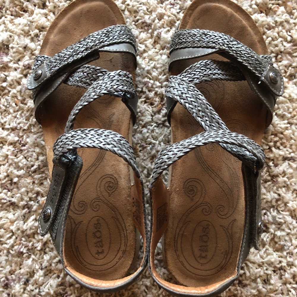 Taos Trulie Sandal Premium soft leather